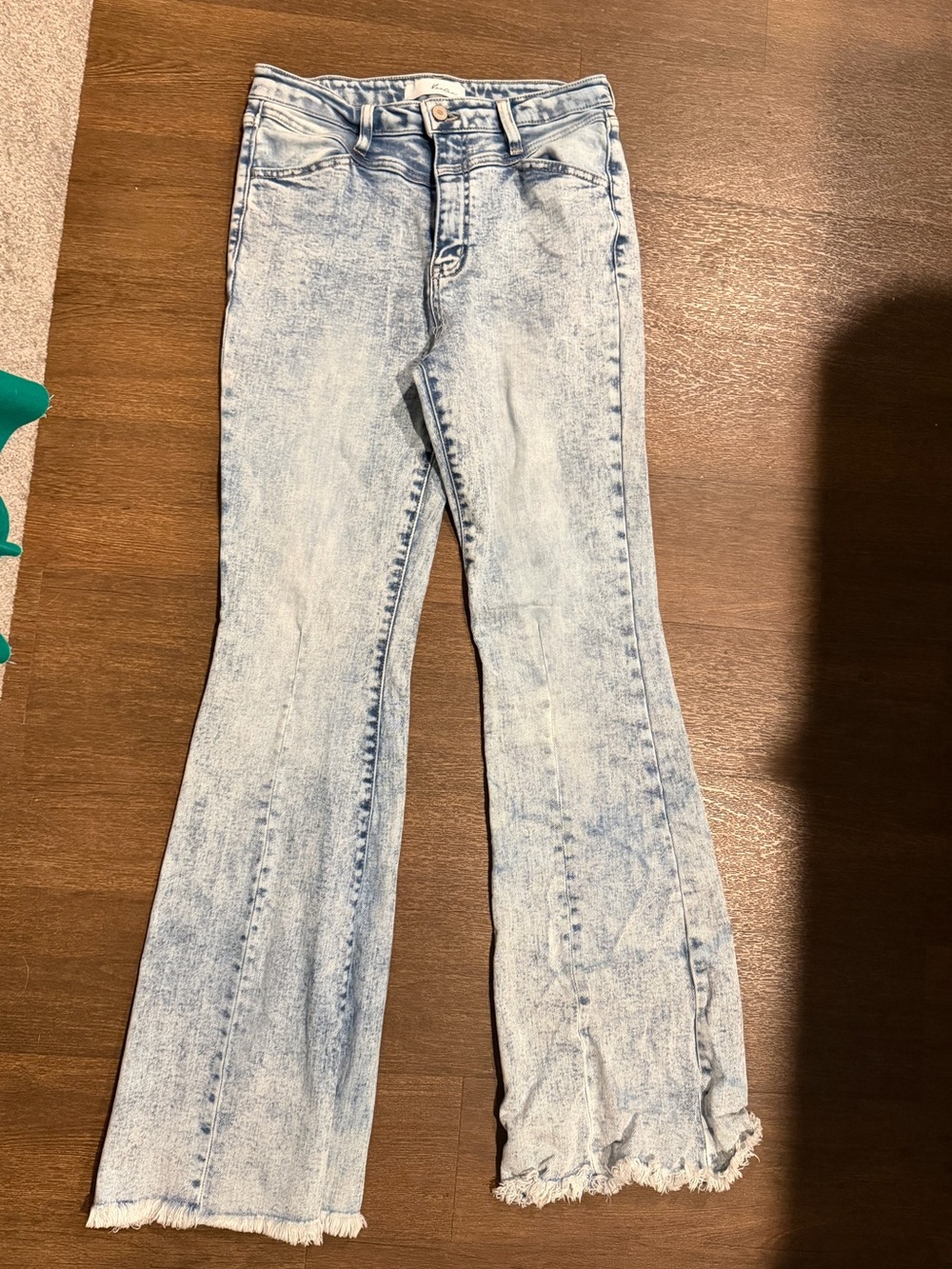 KanCan Acid Wash Flare Jeans Size 11/29 NWOT High Rise Frayed Hem - Picture 5 of 5